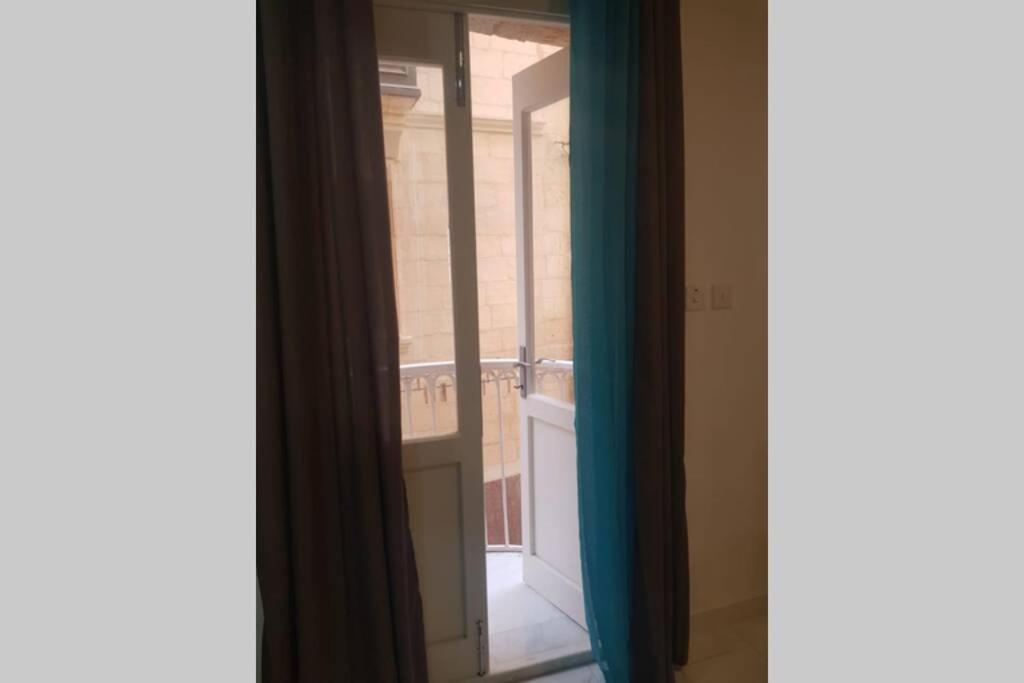 Valletta Malta Ил-Фурияна Екстериор снимка
